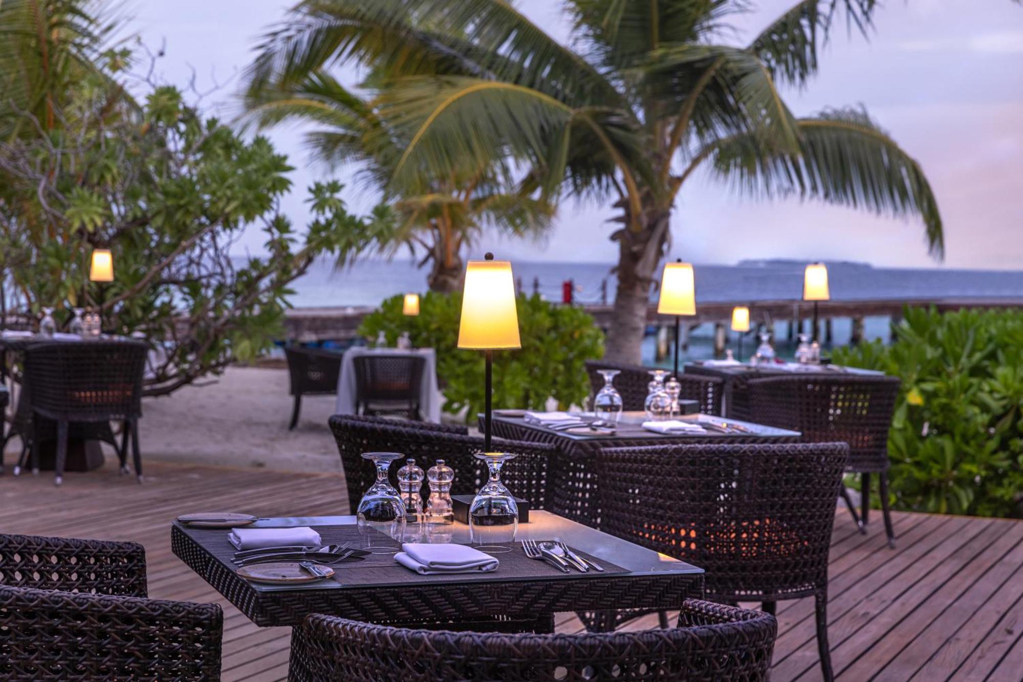 Adaaran Select Meedhupparu - Complimentary Stay For 1 Child For Stays Between April 2025 To September 2025 Meedhoo  Exteriör bild