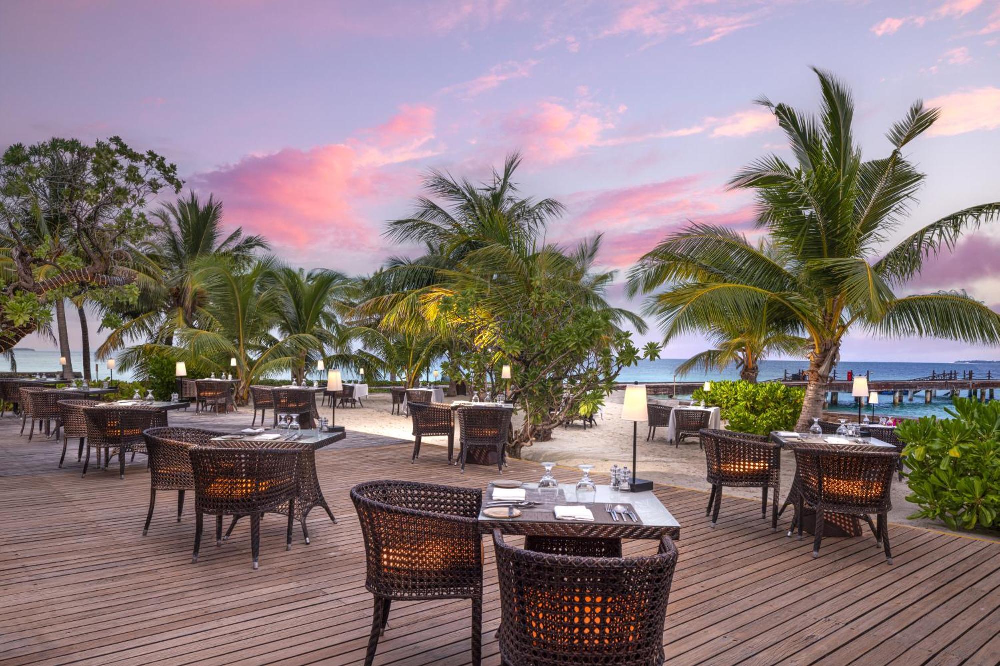 Adaaran Select Meedhupparu - Complimentary Stay For 1 Child For Stays Between April 2025 To September 2025 Meedhoo  Exteriör bild