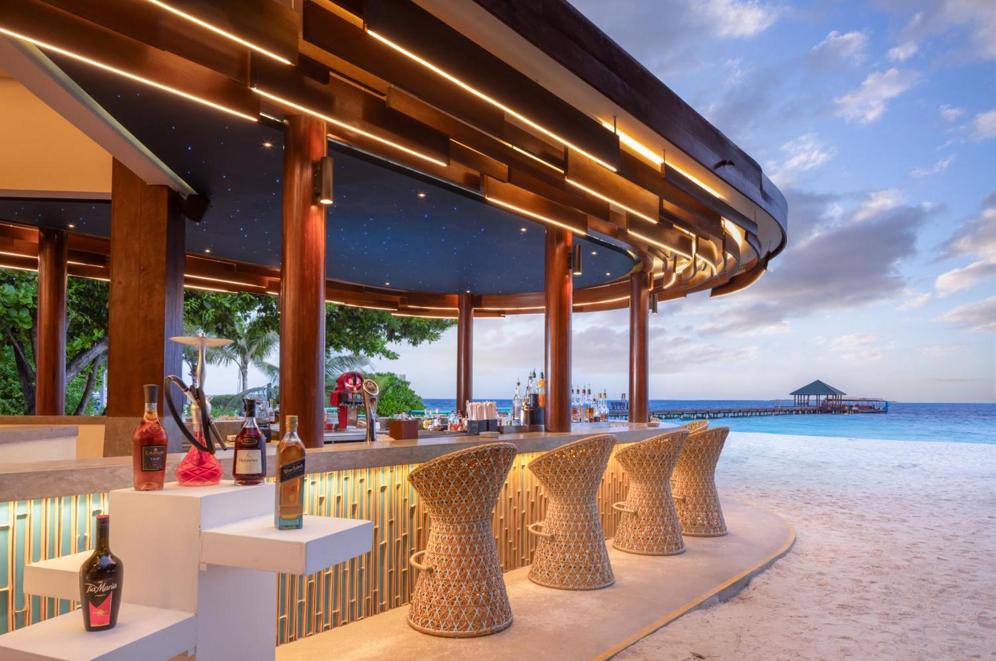 Adaaran Select Meedhupparu - Complimentary Stay For 1 Child For Stays Between April 2025 To September 2025 Meedhoo  Exteriör bild